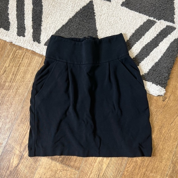 Theory black front pockets zipper back closure skirt - Picture 1 of 8